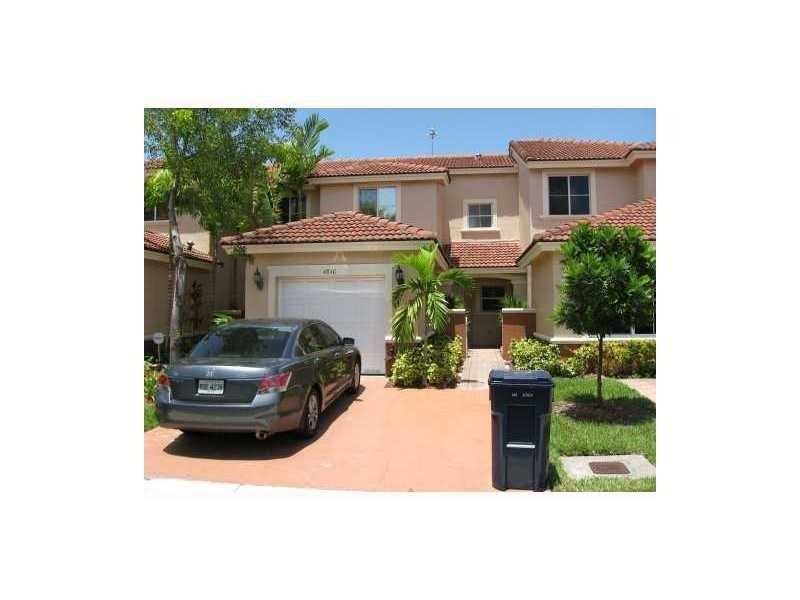4840 NW 116th Ct, Doral, FL 33178 - photo 1