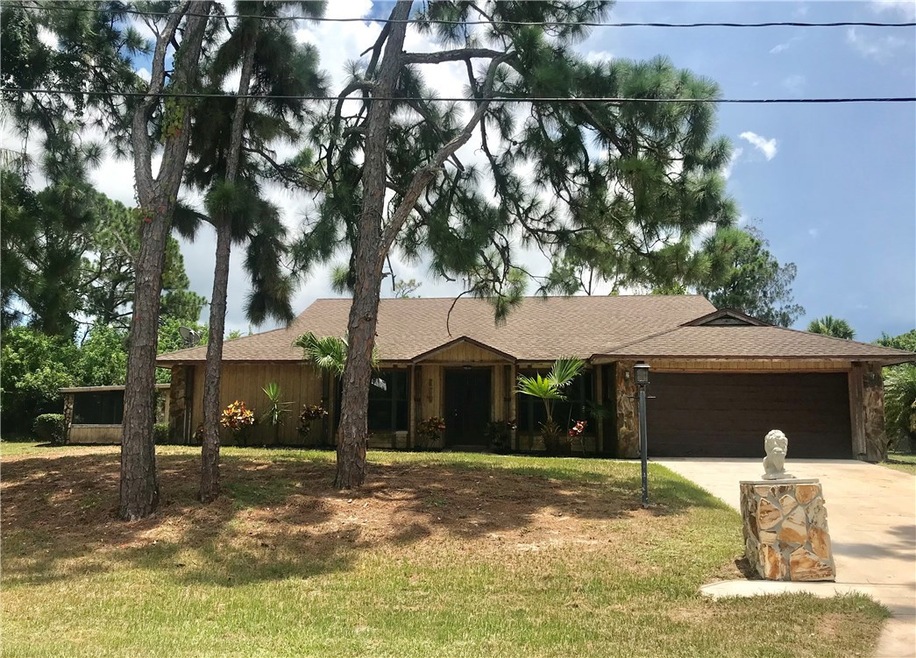 117 Melton Ave, Sebastian, FL 32958 - photo 1