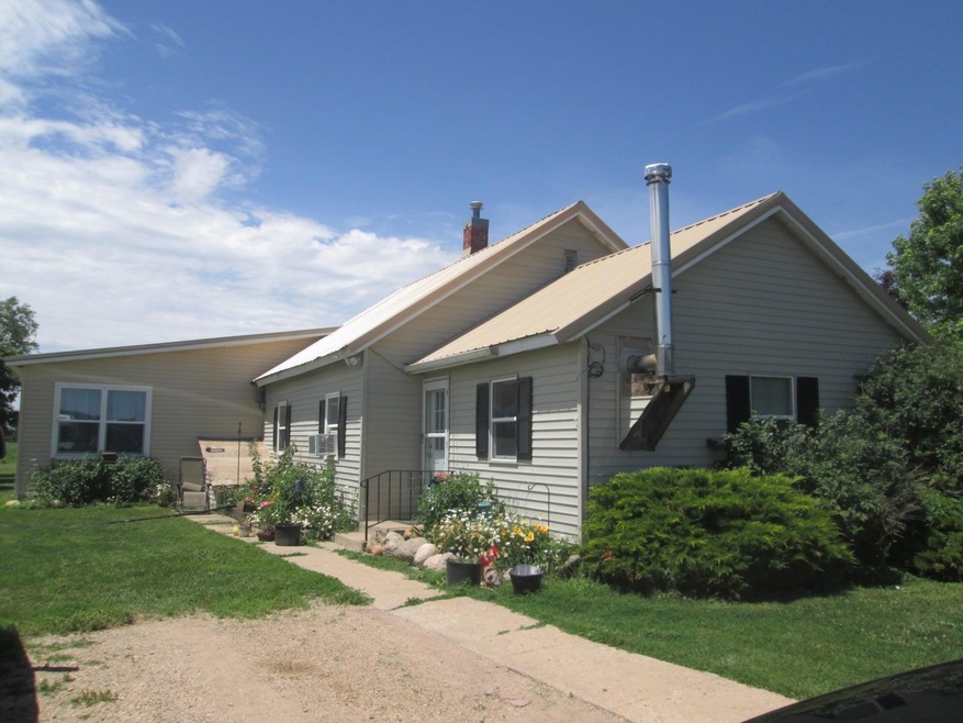 657 L Ave-Front