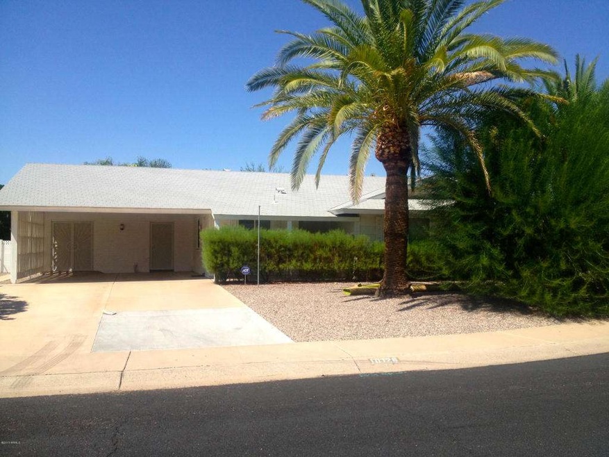 Terrific front curb appeal!