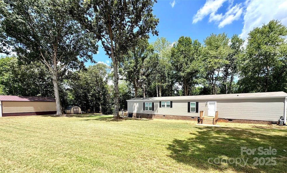 4850 Gideon Dr, Lincolnton, NC 28092 - photo 1