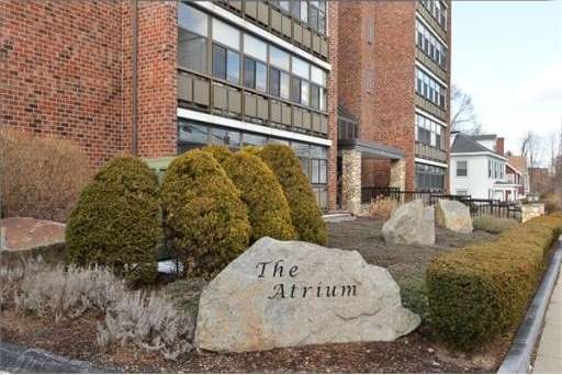 40 Greenleaf St unit 405, Quincy, MA 02169 - photo 1