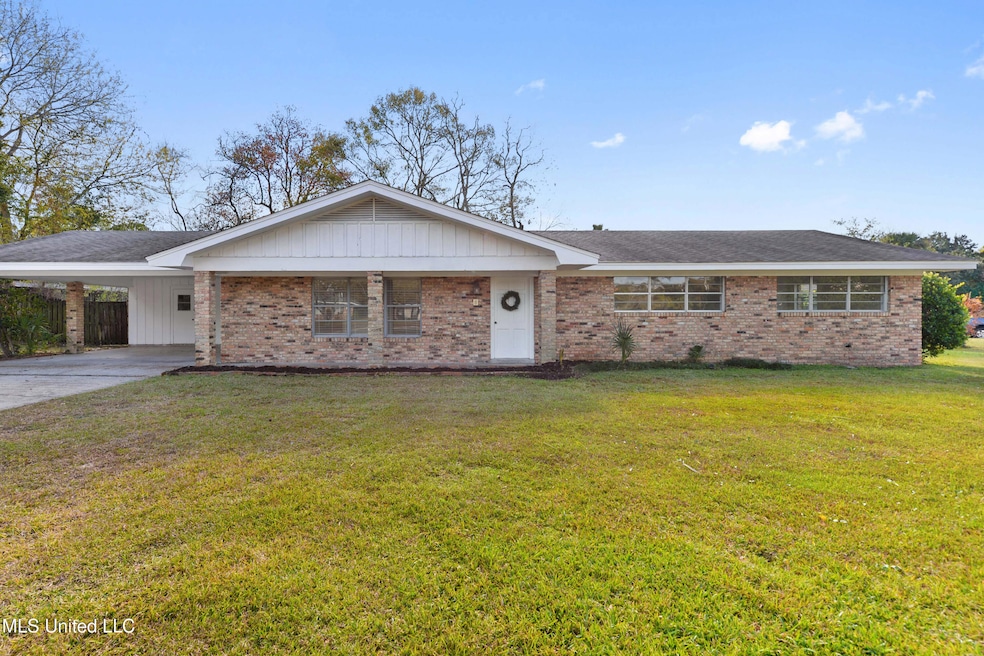 13013 Cambridge Blvd, Ocean Springs, MS 39564 - photo 1