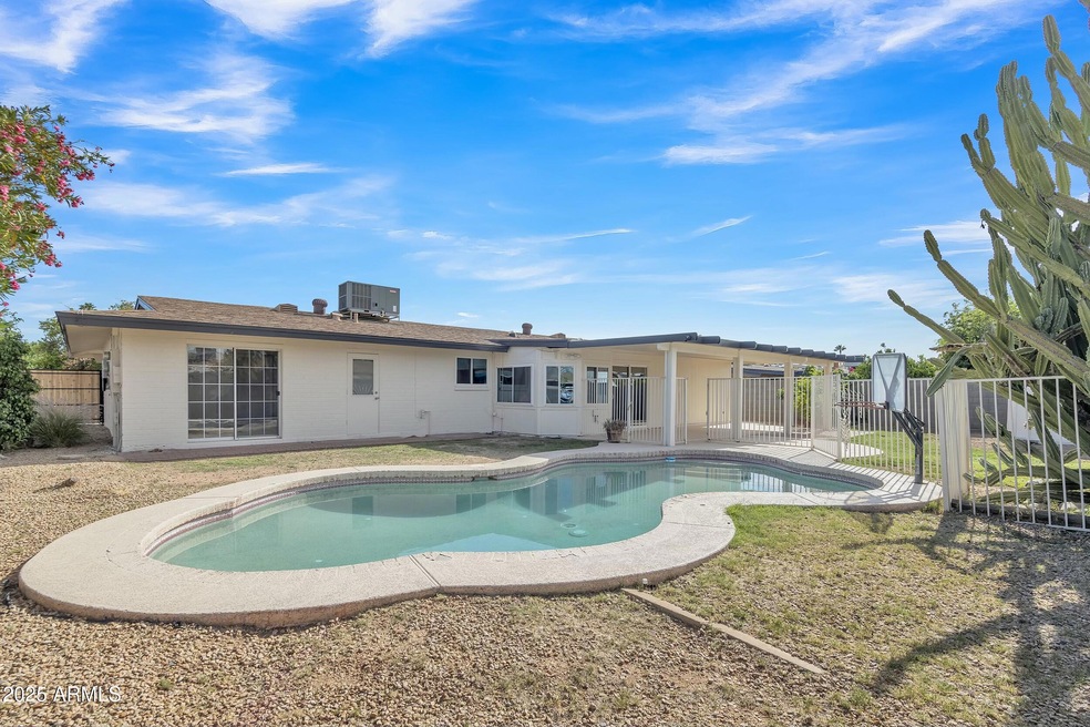 2424 E Fairfield St unit 2, Mesa, AZ 85213 - photo 1