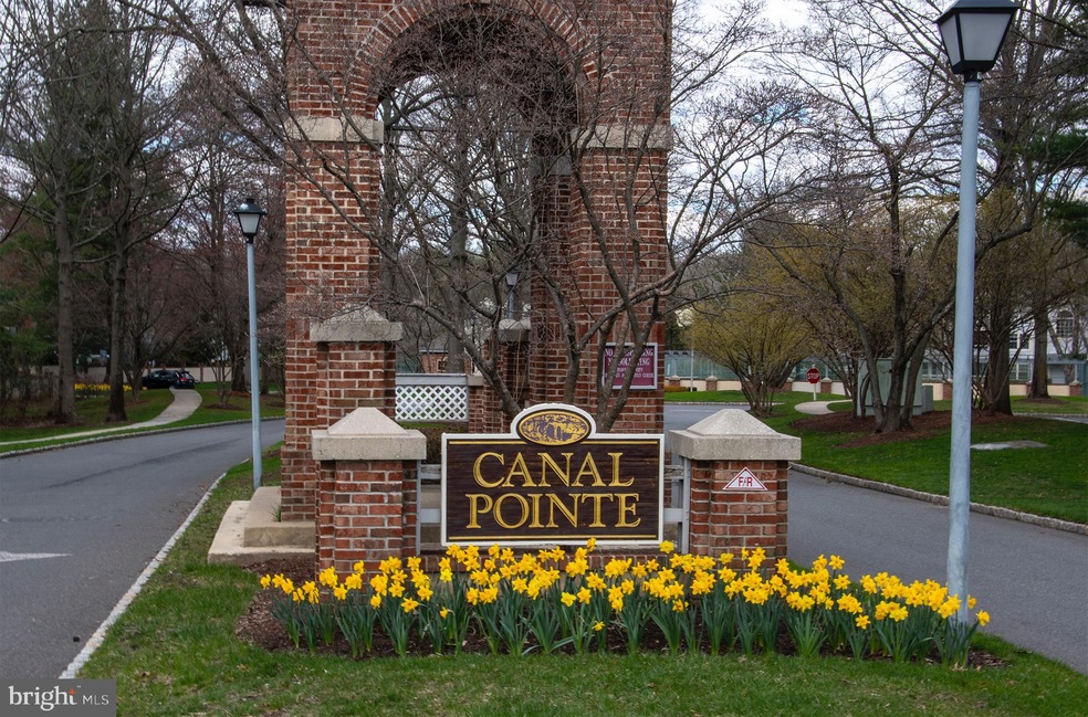 108 Lowell Ct unit 3, Princeton, NJ 08540 - photo 1