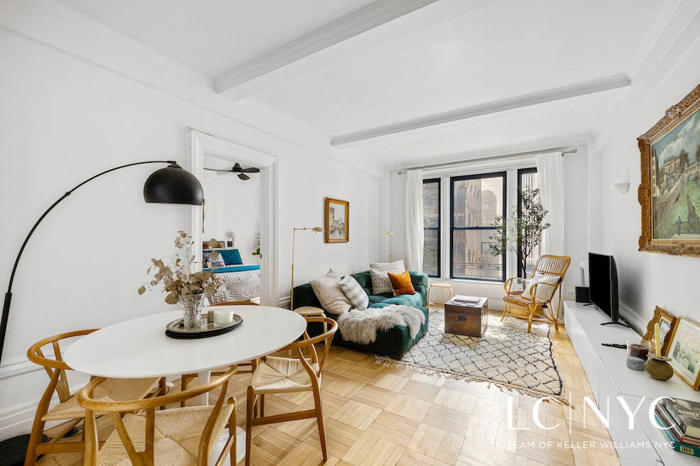 Sold $800,000 • Co-Listing Agent