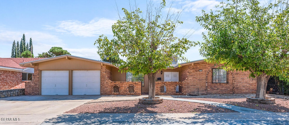 1632 Vista Real Dr, El Paso, TX 79935 - photo 1