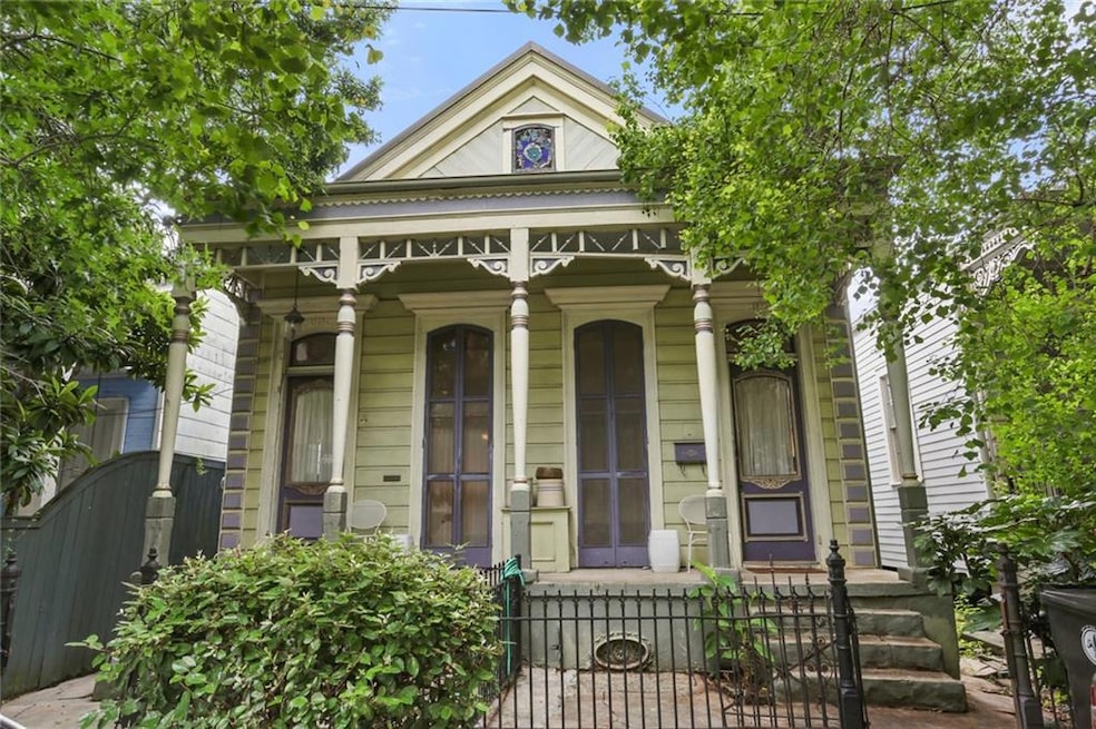 1323 Constance St, New Orleans, LA 70130 - photo 1