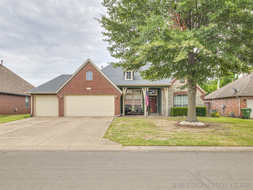 4703 S 200th East Ave, Broken Arrow, OK 74014 - photo 1