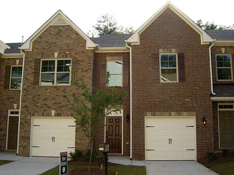 Exterior Front. The house on the right is 1134 Fir
