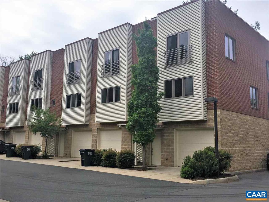 1013 Linden Ave unit T, Charlottesville, VA 22902 - photo 1