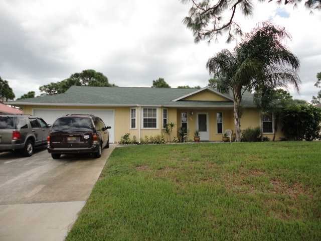 109 Nebraska Cir, Sebastian, FL 32958 - photo 1