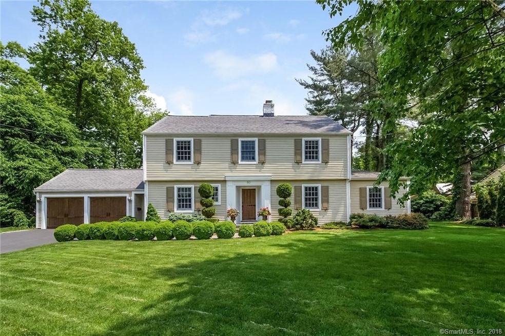 50 Pilgrim Rd, West Hartford, CT 06117 - photo 1