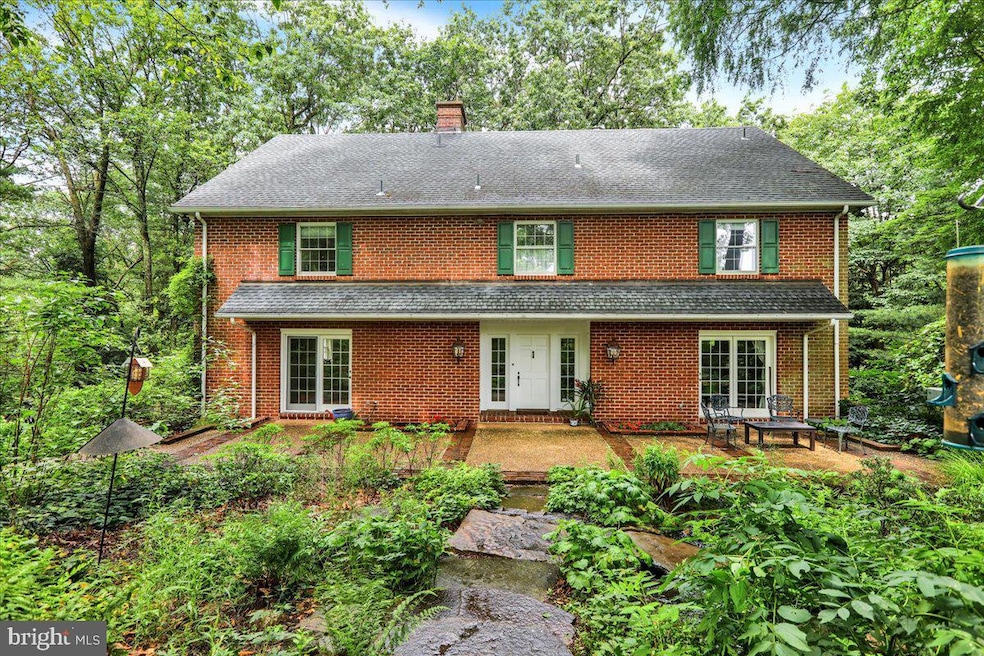 154 Deer Hill Rd, Reading, PA 19607 - photo 1