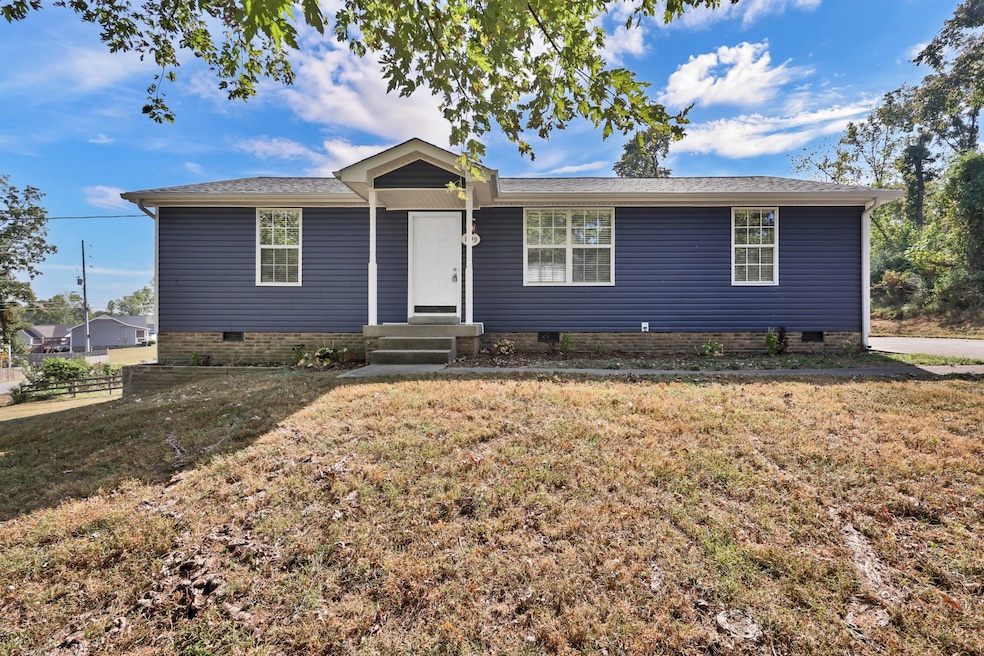 1899 Elm Leaf Dr, Clarksville, TN 37042 - photo 1