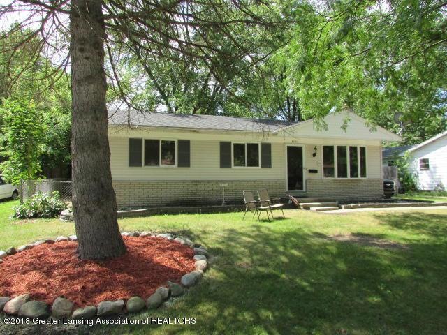 3421 Maybel, Lansing