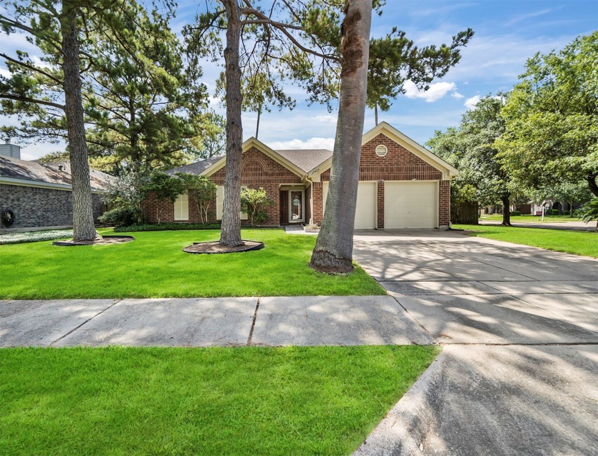 17423 Shatnerwood Dr, Houston, TX 77095 - photo 1