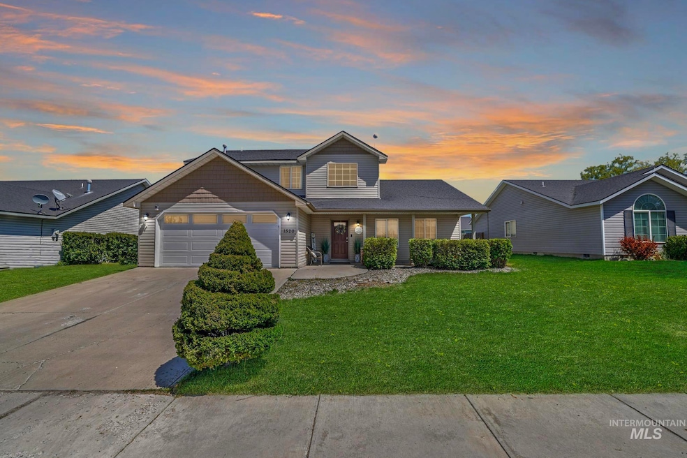 For Sale $424,999 • Co-Listing Agent