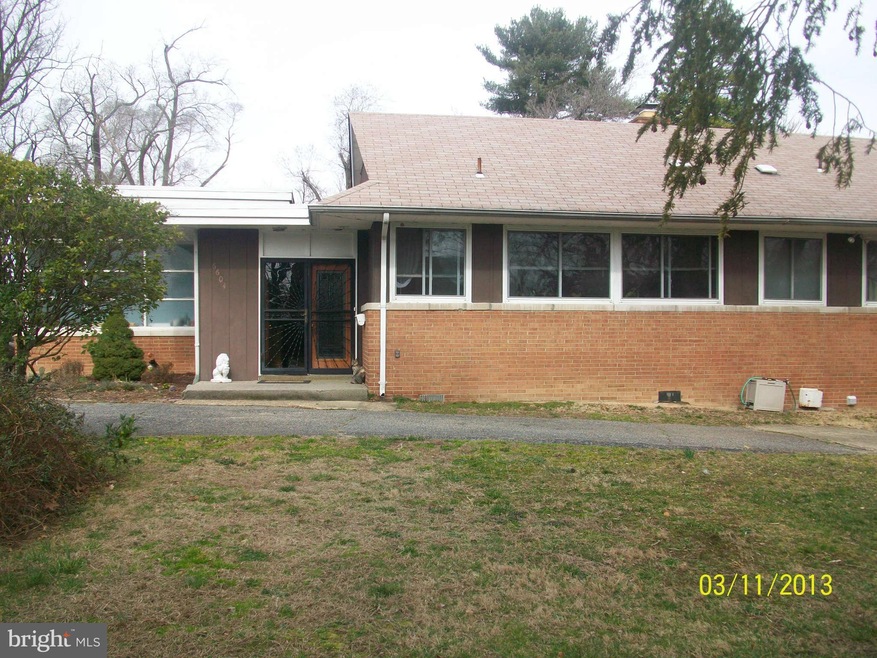 6604 Karlson Ct, Hyattsville, MD 20783 - photo 1
