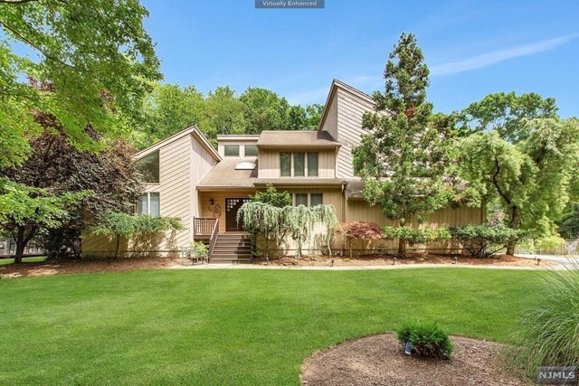 747 Beechcrest Dr, Rivervale, NJ 07675 - photo 1