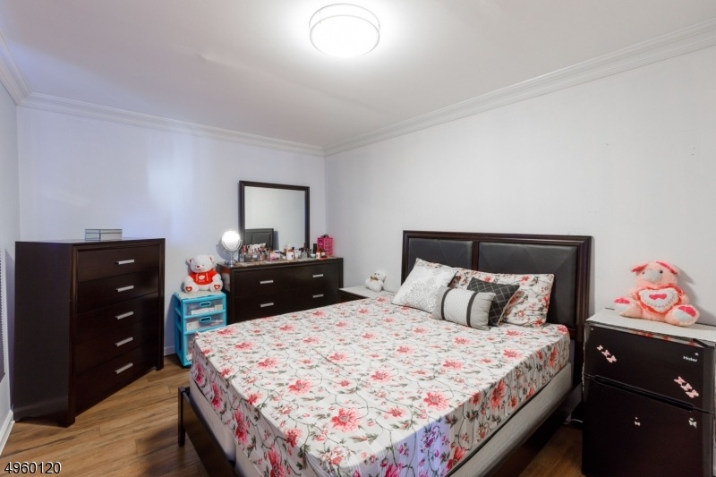 17 Patterson St, East Newark, NJ 07029 - photo 1