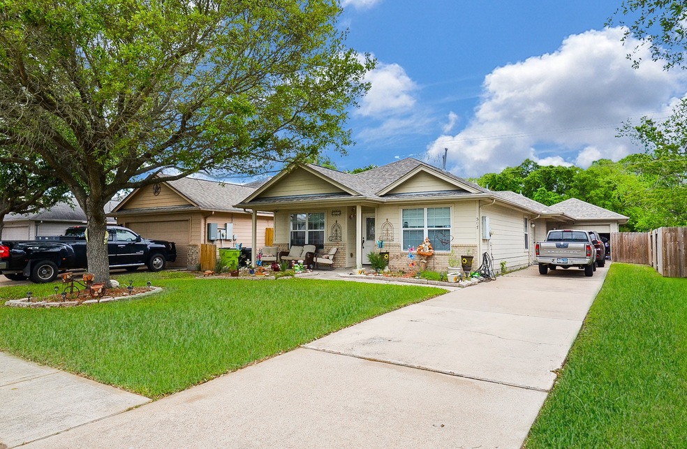 507 Seabourne Meadow Dr, Rosenberg, TX 77471 - photo 1