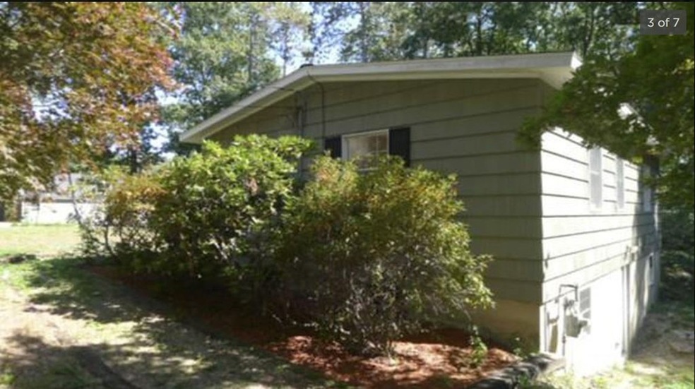 25 Larch Rd, Georgetown, MA 01833 - photo 1