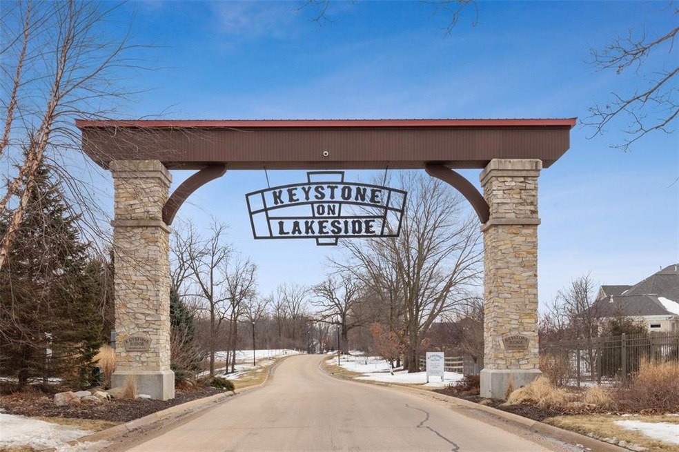 2210 Timber Wolf Trail SE, Cedar Rapids, IA 52403 - photo 1