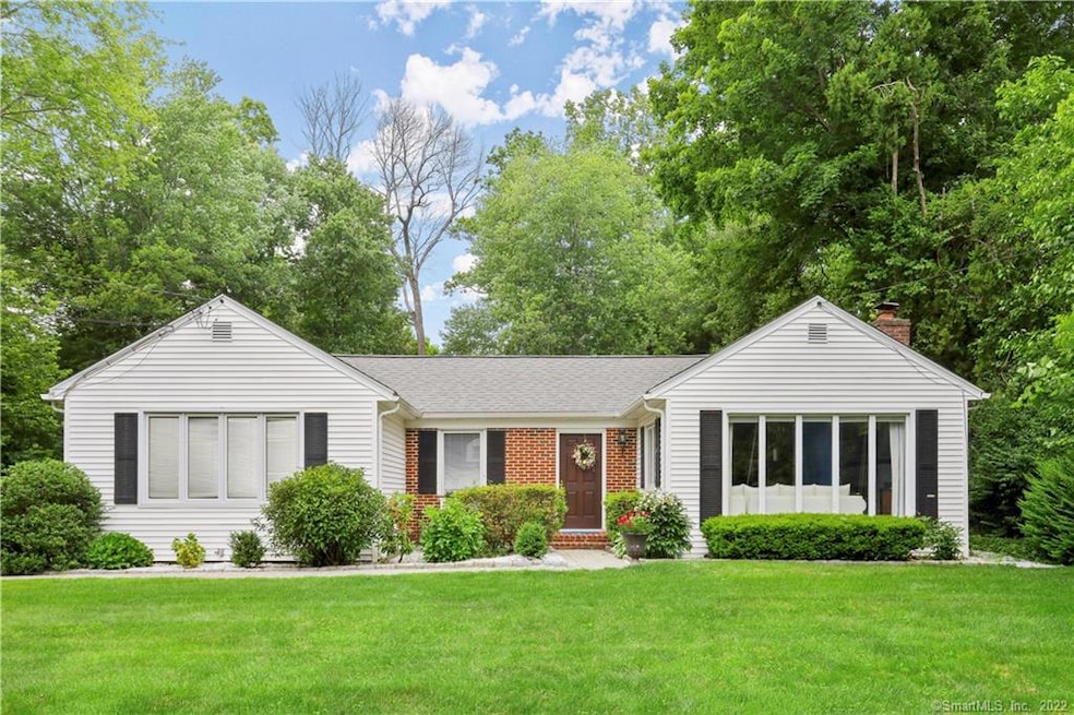 23 Kensington Rd, Stamford, CT 06905 - photo 1