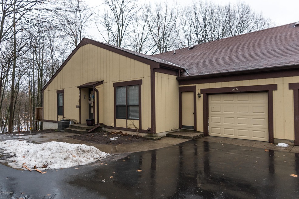 2271 Whisper cove-1
