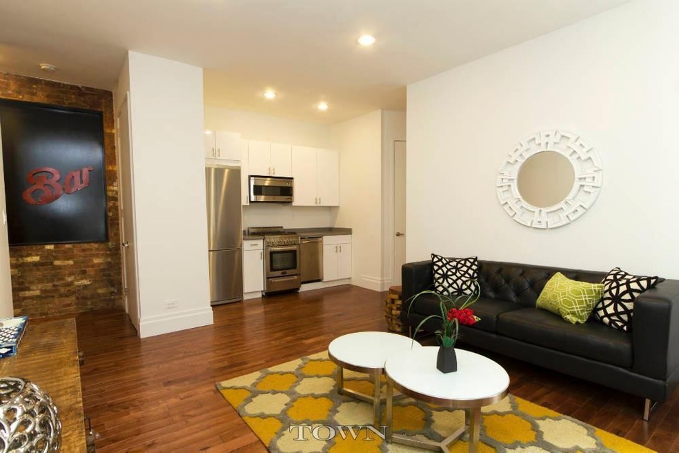 15 E 21st St unit 440, New York, NY 10010 - photo 1