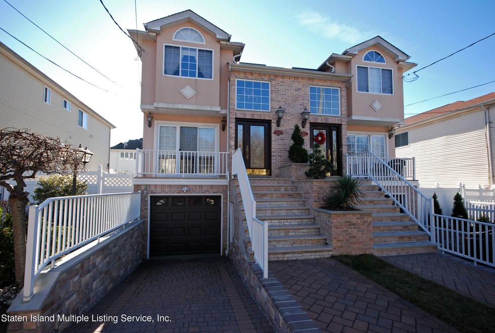 428 Englewood Ave, Staten Island, NY 10309 - photo 1