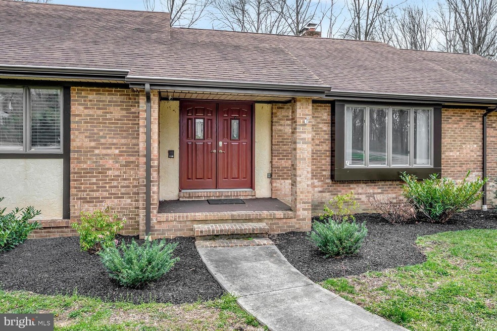 724 Kilburn Rd, Wilmington, DE 19803 - photo 1