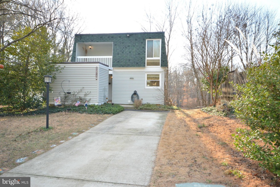 12718 Torrington St, Woodbridge, VA 22192 - photo 1
