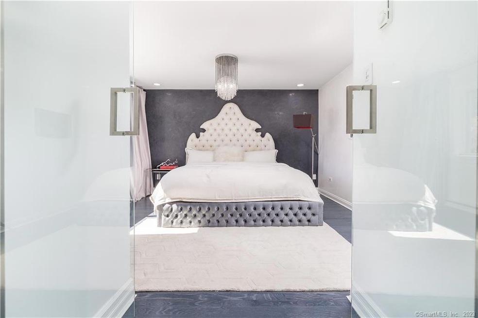 267 W Cedar St unit 5B, Norwalk, CT 06854 - photo 1