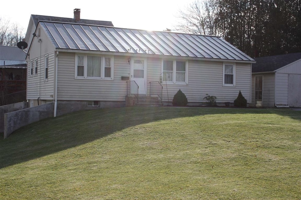 138 Woodward Ave, West Rutland, VT 05777 - photo 1
