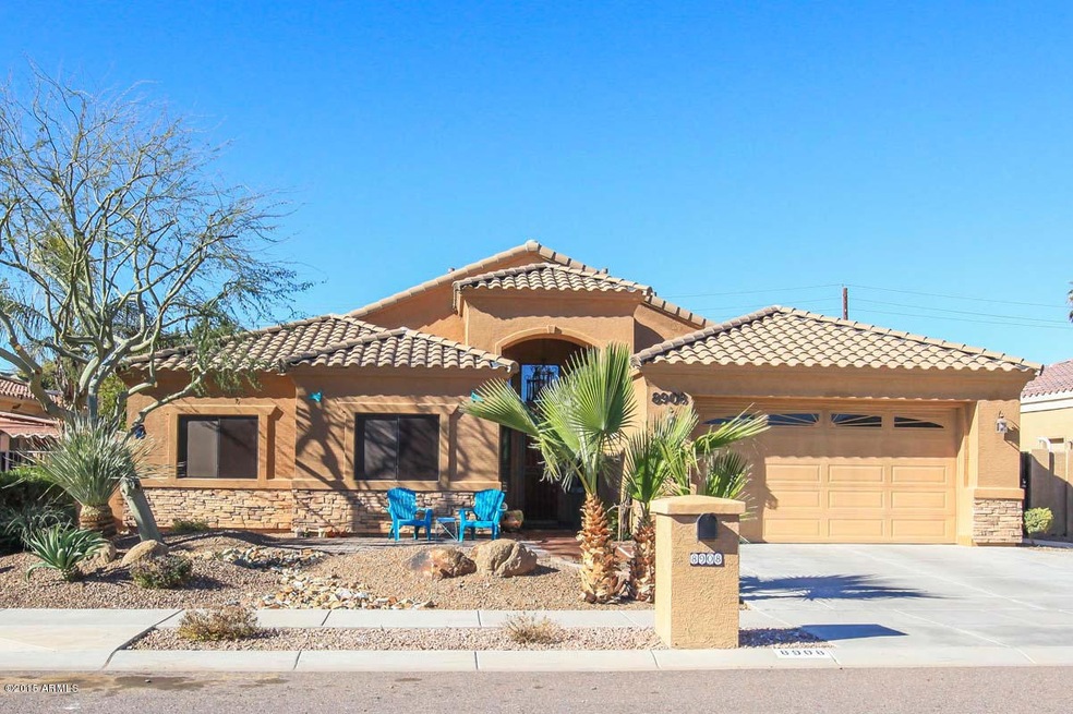 8908 N 15th Ln, Phoenix, AZ 85021 - photo 1