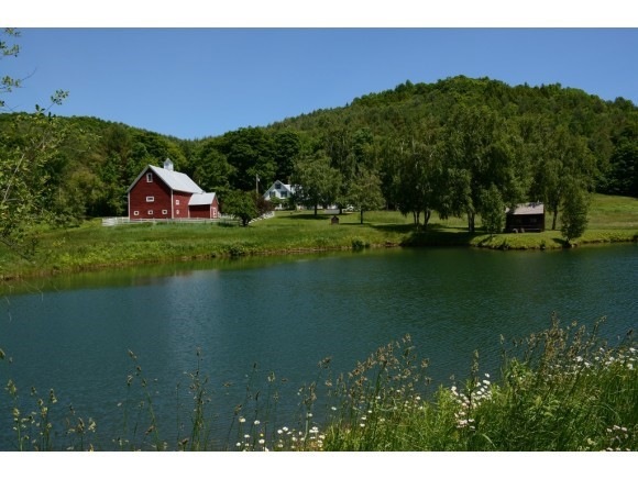 4070 Pomfret Rd, South Pomfret, VT 05067 - photo 1