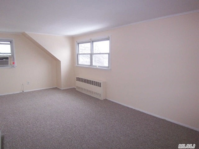 unlisted-address, Franklin Square, NY 11010 - photo 1