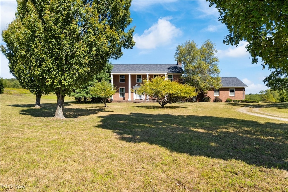 4240 Apollo Rd SE unit 3, Amsterdam, OH 43903 - photo 1