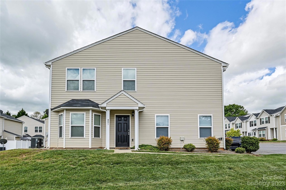 801 Ranchero St unit 14, Statesville, NC 28677 - photo 1