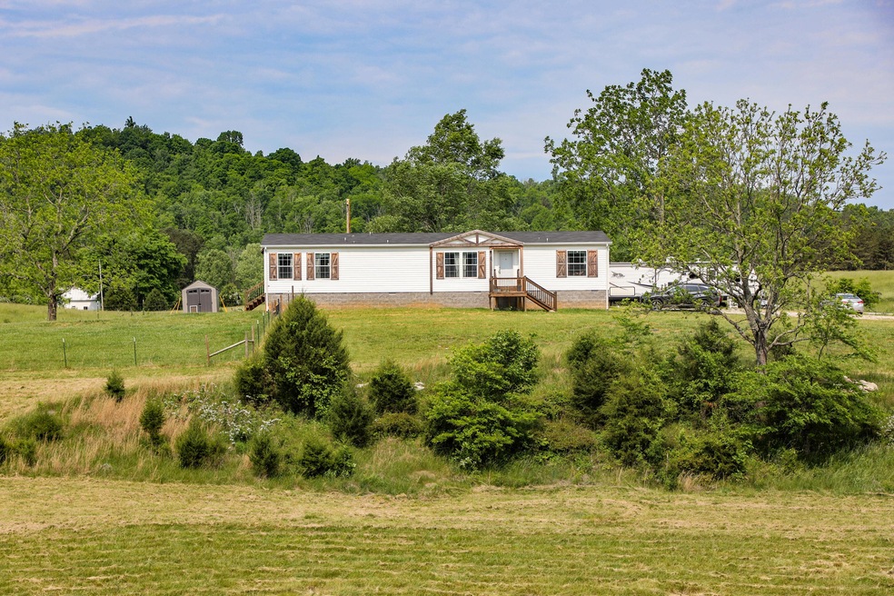 1077 Herrin Ln, Somerset, KY 42501 - photo 1