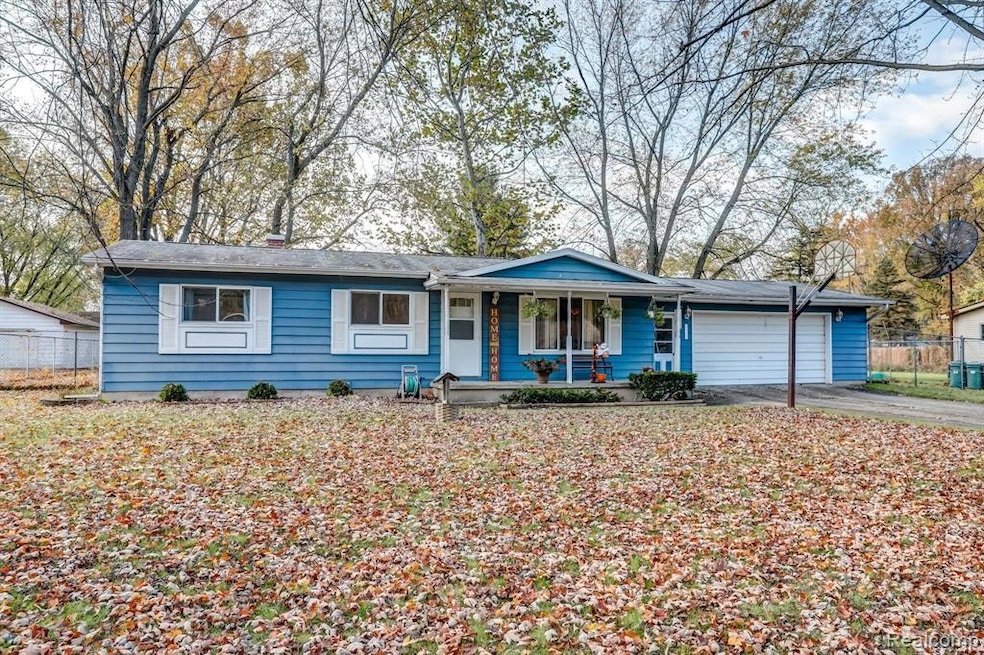6312 Bluejay Drive, Flint, MI-1.jpg-SMALL