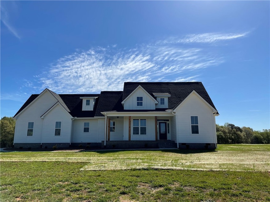 5525 Olden Porter Rd, Pendleton, SC 29670 - photo 1