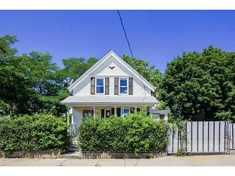3 Alger Ave, Providence, RI 02907 - photo 1