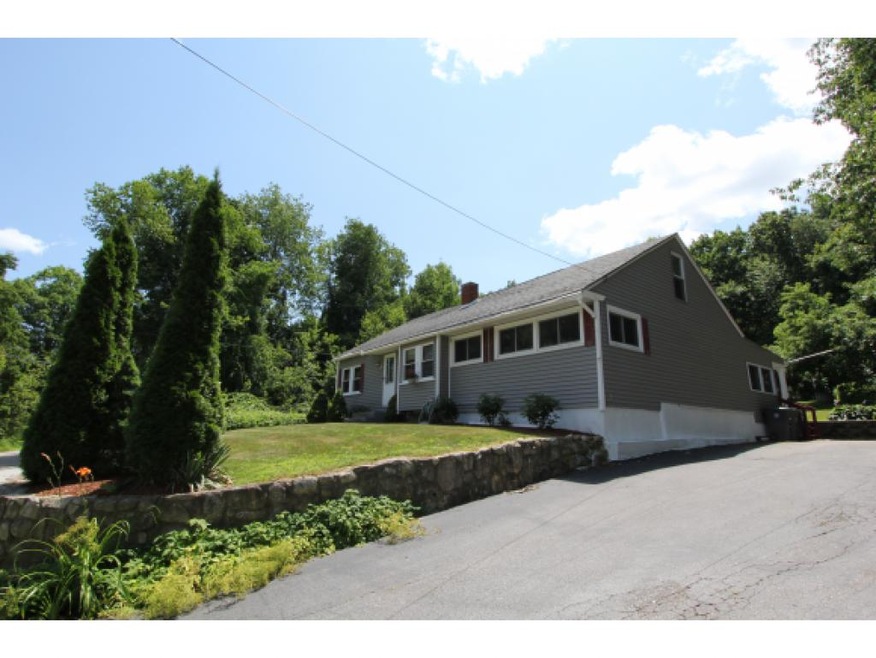 31 Morrill Rd, Hooksett, NH 03106 - photo 1