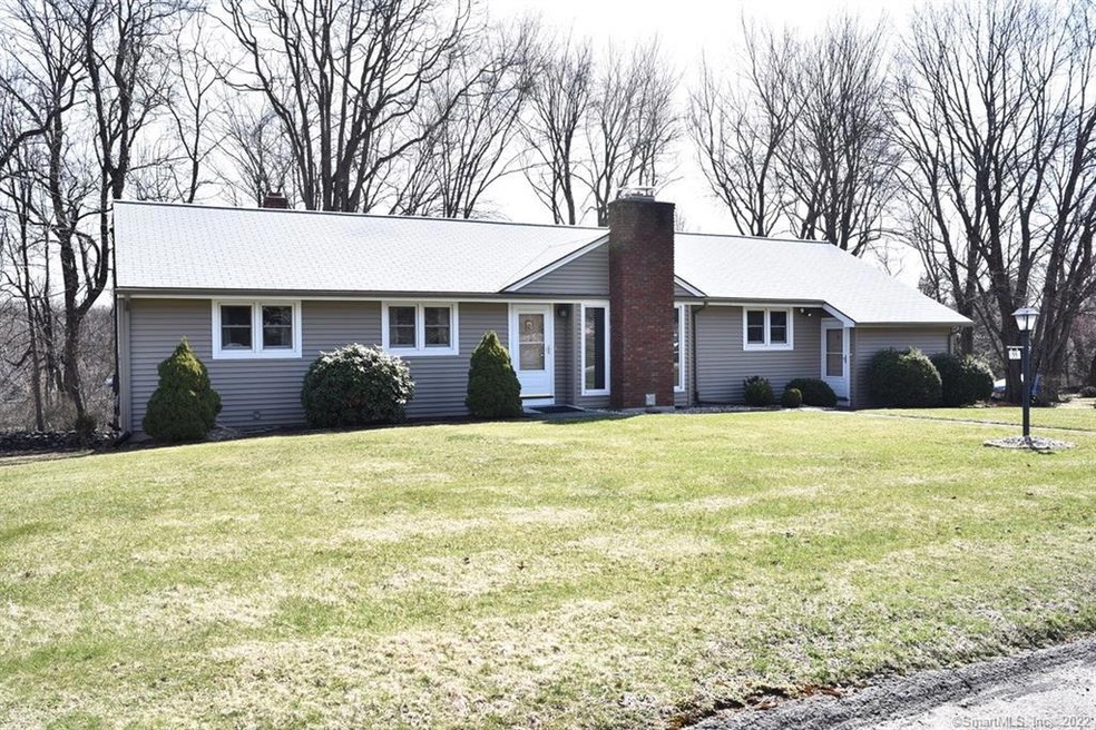 Lovely Ranch home with in-law accessory apartment 