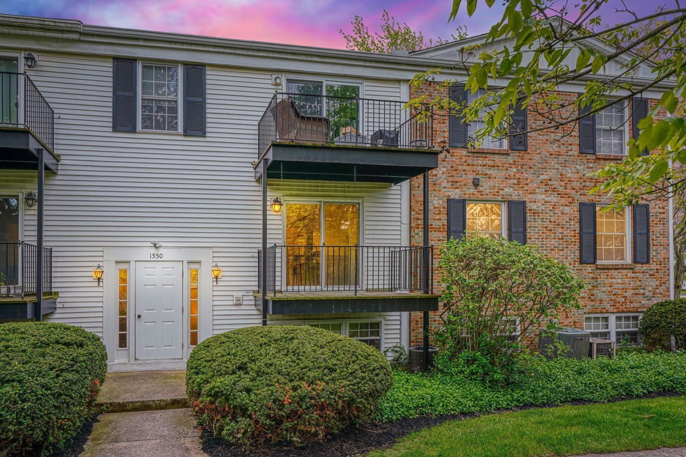 Welcome Home to 1550 Slade Ave #202!