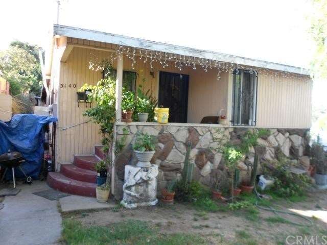 FRONT UNIT 2BED/1 BATH 