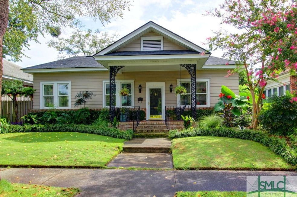 205 E 54th St, Savannah, GA 31405 - photo 1